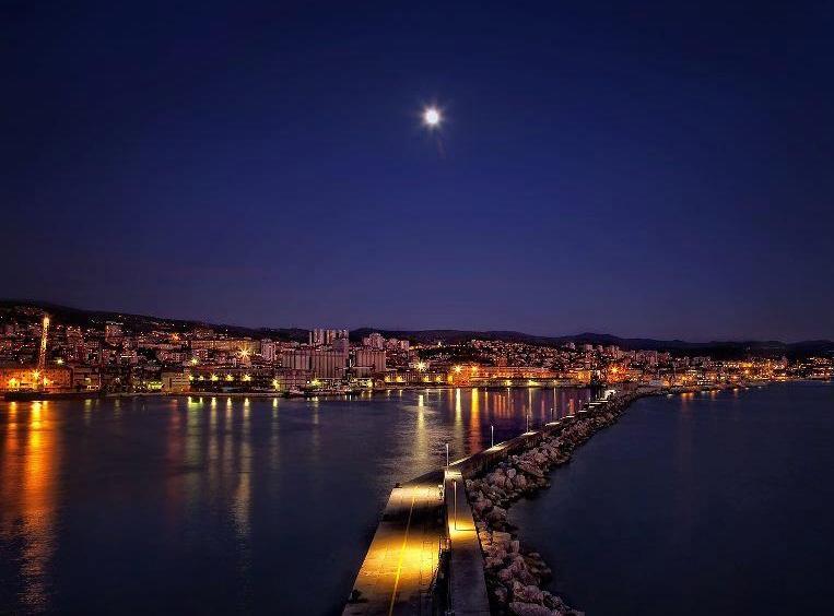 Apartment Skyscraper Maro Rijeka Exterior foto